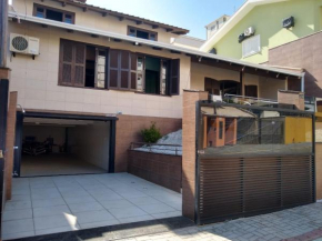 Bombinhas Bombas - Casa 6 Pax - Cod 331